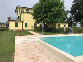  Albergo Quattro Pini  Поццоленго